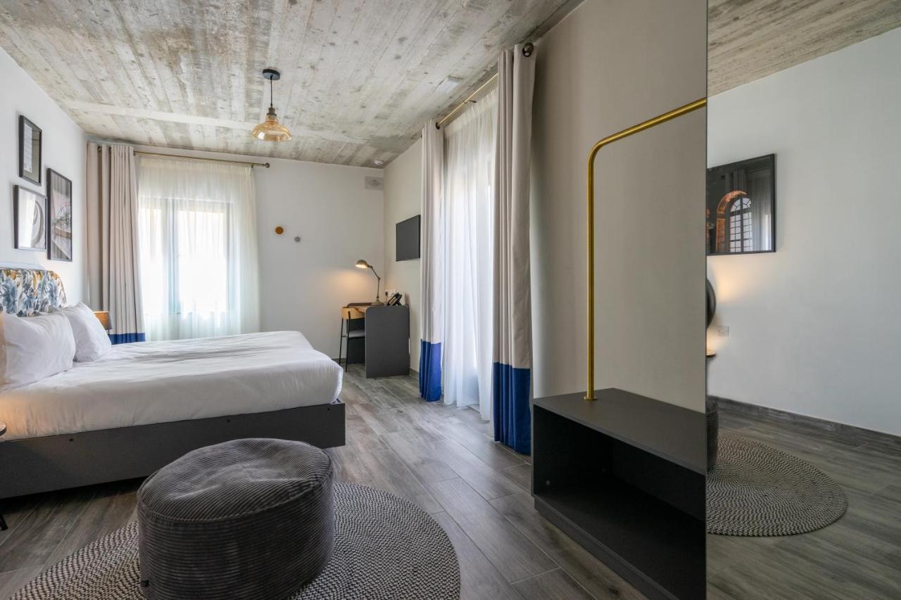 Lady Todd Hotel Слима Екстериор снимка