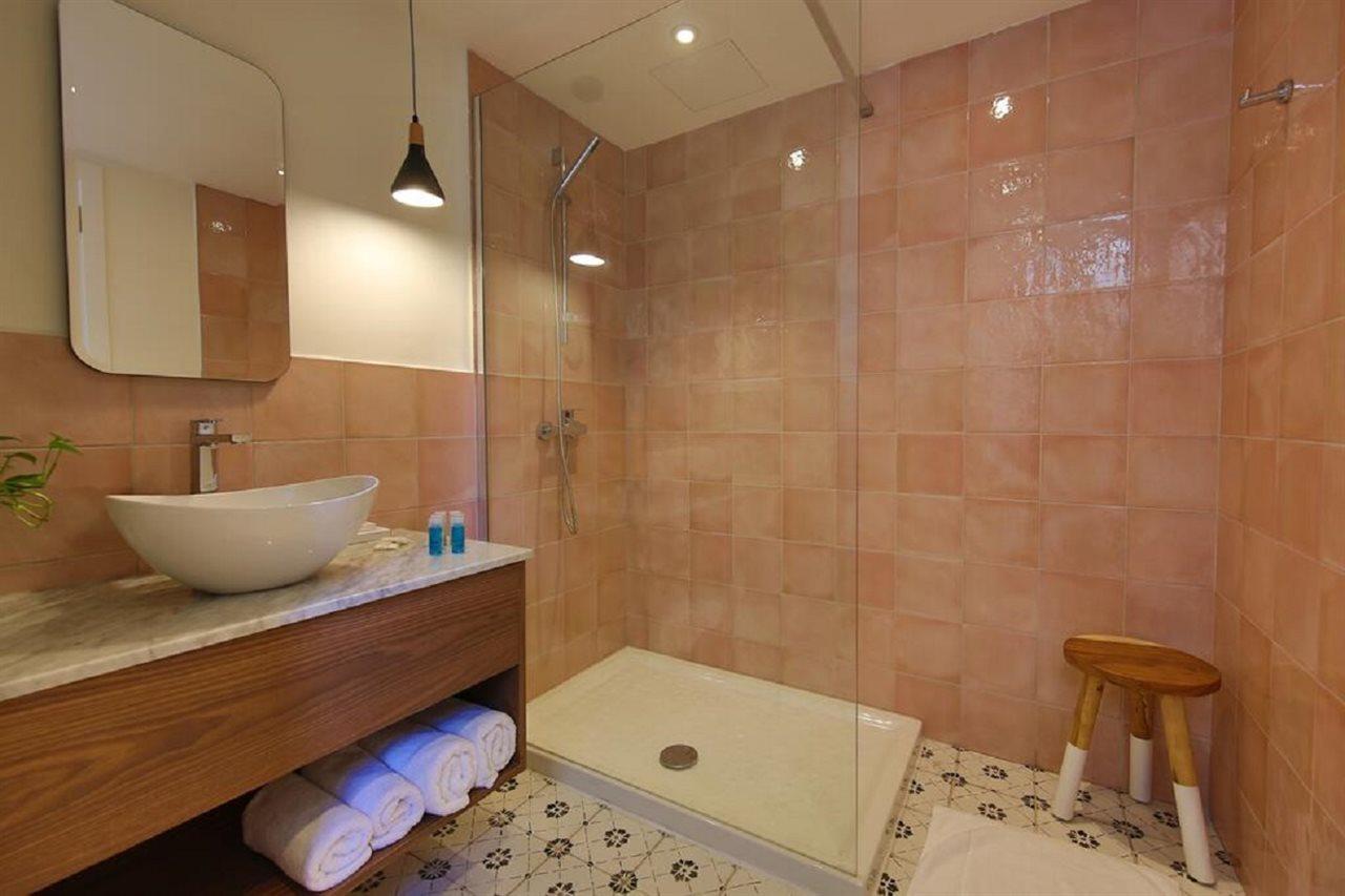 Lady Todd Hotel Слима Екстериор снимка